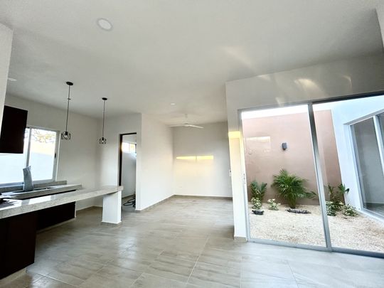 Casa de 1 planta, 2 recámaras, sin amueblar, en Temozón. - Photo 1