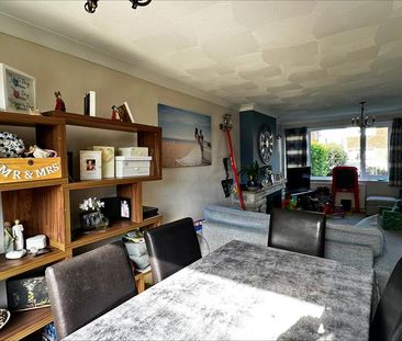 4 bedroom house to rent - Photo 2