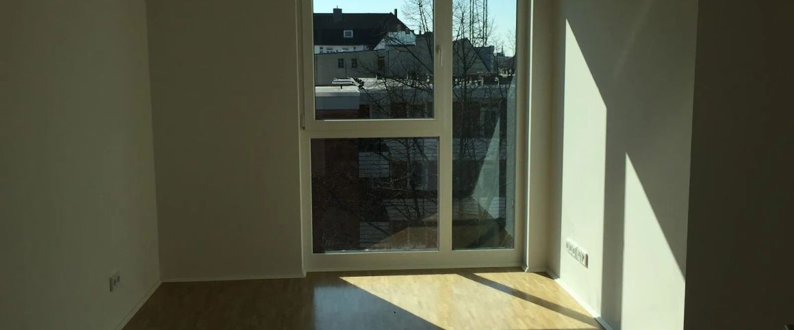 Schöne 5-Zimmer-Wohnung ca. 132,76 m² mit Loggia, Balkon & großer Dachterrasse im Neubau aus 2016 - Photo 1