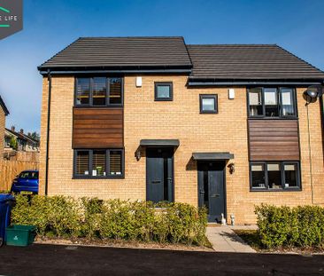 3 bedroom semi-detached house to rent - Photo 4