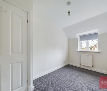 2 bedroom end of terrace house to rent - Photo 4