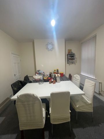 3 Bed Terraced House, Freeman Road North, LE5 - Photo 3