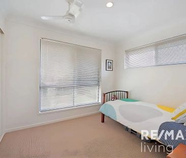 “Your Perfect Family Home Awaits!” - Photo 6