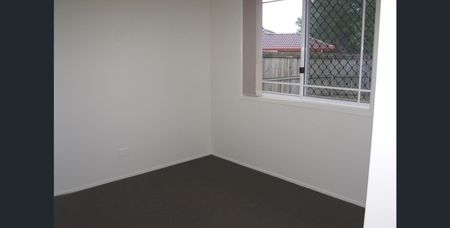 4 Pearce Court, Eagleby QLD 4207 - House For Rent - $540 | Domain - Photo 4