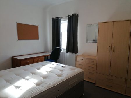 Orme Road, Bangor, LL57 - Photo 4