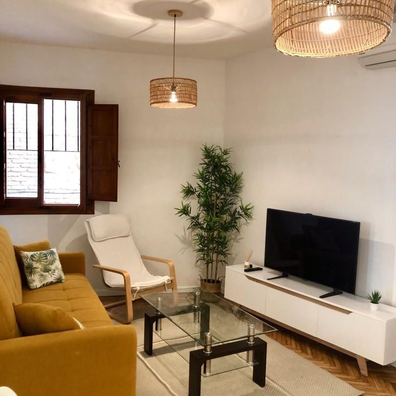 Piso de alquiler en Plaza de San Justo, 2, Casco Histórico - Photo 1