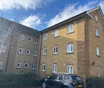 2 bedroom ground floor flat to rent - Photo 2