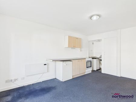 Studio to rent - Photo 5