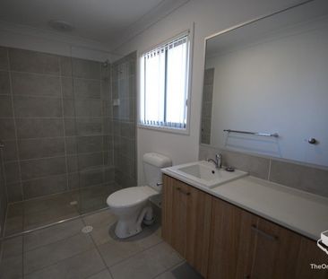 VERY NEW 3 BED TOWNHOUSE FOR RENT - Photo 5