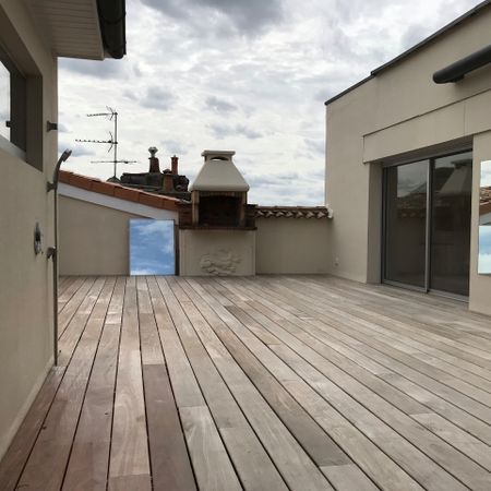 Location Appartement 5 pièces 176m² BORDEAUX 33000 - Photo 3