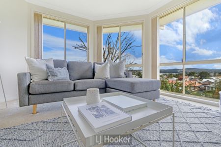 SINGLE LEVEL GEM WITH SWEEPING LAKE VIEWS - Photo 2