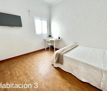 Calle Huelva, Santiponce, Andalusia 41970 - Photo 1