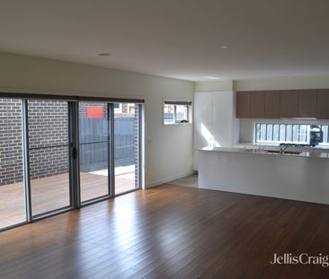 57 Primula Avenue, Brooklyn VIC 3012 - House For Rent | Domain - Photo 3