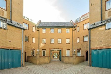 Cape Yard, Cape Yard, E1W - Photo 5