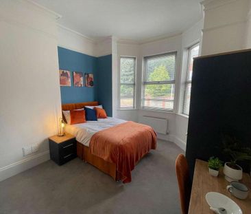 7 bedroom house of multiple occupation to rent - Photo 3