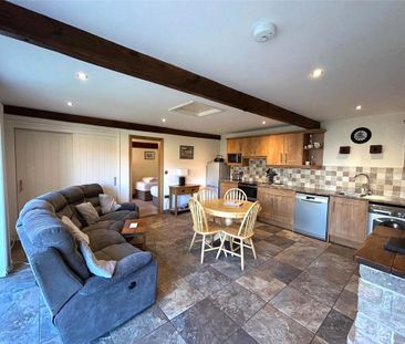 2 bedroom detached house to rent - Photo 3