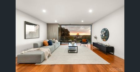 Please contact Molly Rogerson to arrange an inspection; SandringhamPM2@hodges.com.au - Photo 4