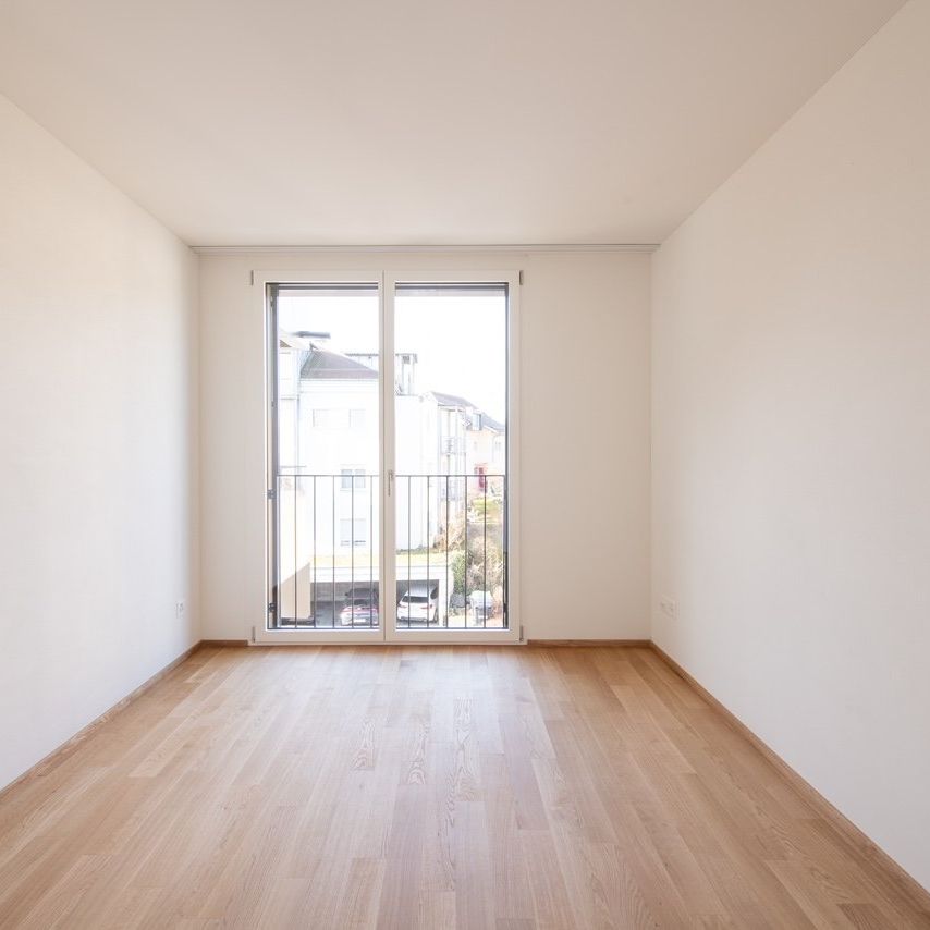 Top moderne 3.5 Zimmer-Wohnung im Zentrum von Münchenbuchsee - Photo 1