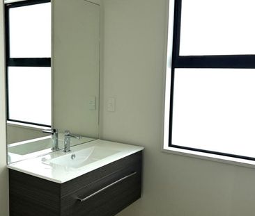 New Two Bedroom Apartments - Photo 1