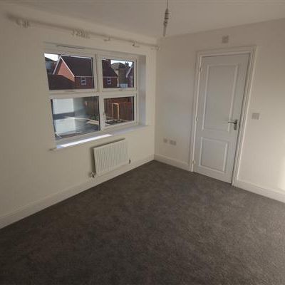 2 bedroom semi-detached house to rent - Photo 1