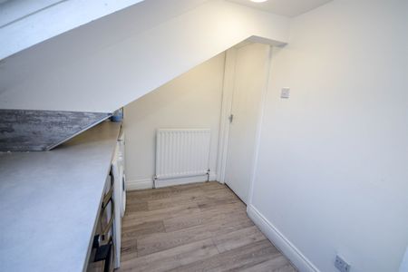 Apartment to rent in Westgate Road, Newcastle City Centre, NE4 - Photo 3