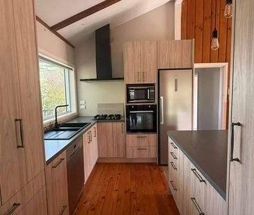 WARM AND WELCOMING SOUTH HILL - Photo 2