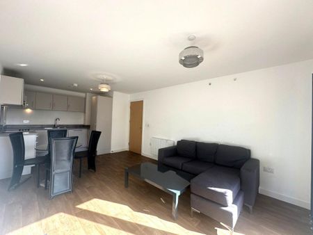 2 bedroom flat to rent - Photo 2