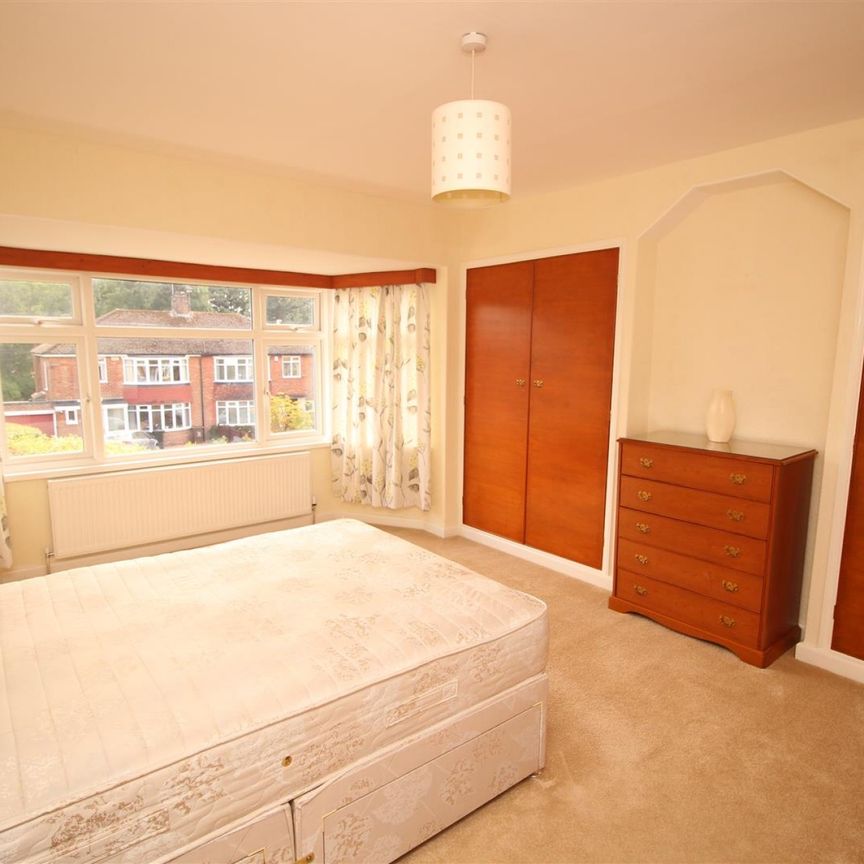 3 bedroom Semi-detached house to rent in Newlands Avenue, Gosforth, Newcastle Upon Tyne - Photo 1