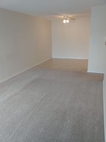 Stonebridge on Bothwell Drive - Photo 2