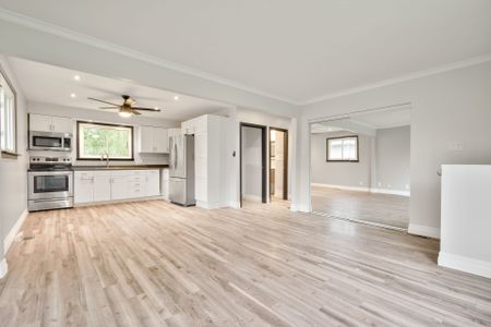 For Lease - 66 Edith Street, Georgina, Ontario - Photo 2