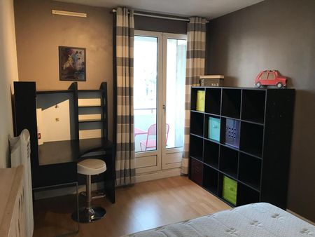 Location Appartement 2 pièces 38m² DECINES CHARPIEU 69150 - Photo 5