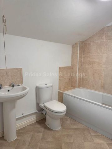 3 bedroom terraced house to rent - Photo 5