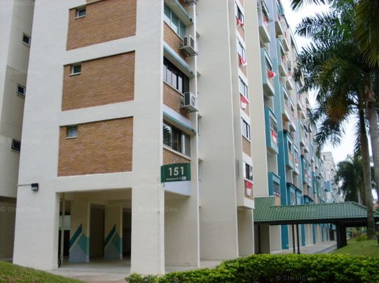 Blk 151 Tampines Street 12 (Tampines), HDB Executive - For Rent - Photo 1