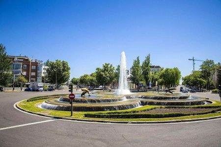 3 bedroom luxury Flat for rent in Madrid, Autonomous Region of Madrid - Photo 2