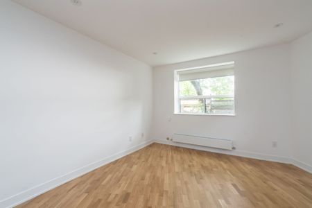 1420 Kingston Road - Photo 5