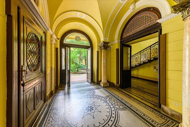 Kiadó átlagos állapotú lakás - Budapest VIII. kerület - Fotó 1