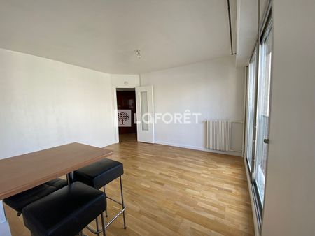 Apartment - Photo 4