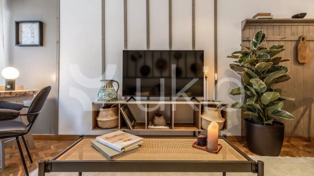 Apartamento de alquiler en Calle de Orense, Castillejos - Cuzco - Photo 1