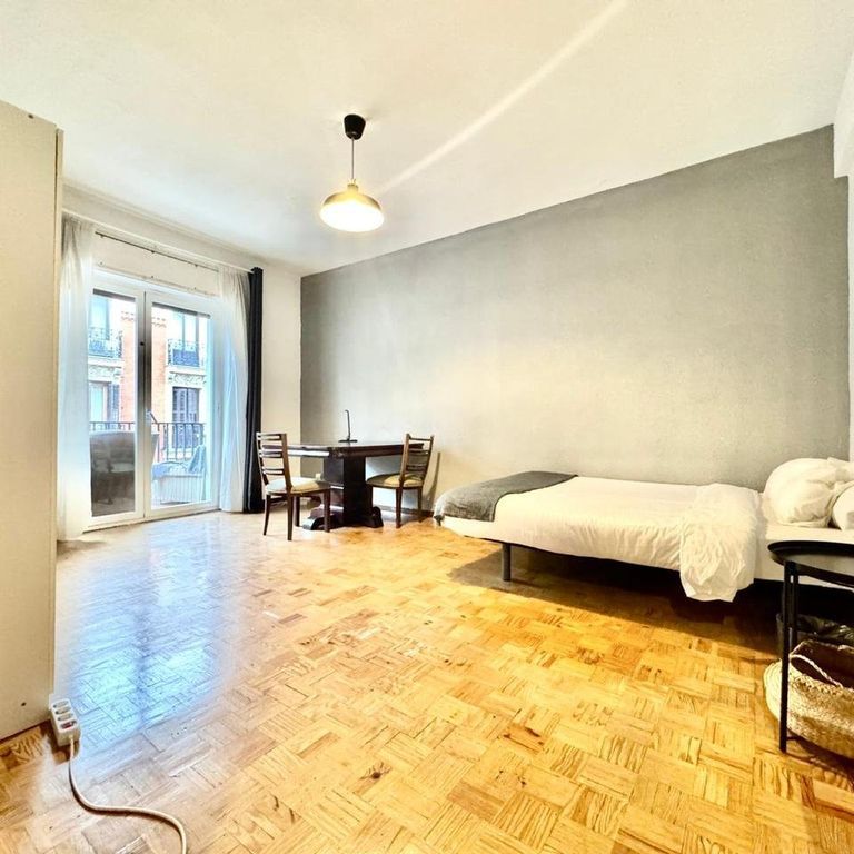 6 bedroom luxury Flat for rent in Madrid, Autonomous Region of Madrid - Photo 1