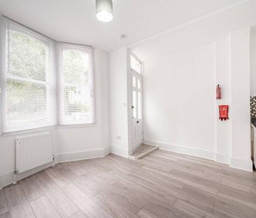 Studio to rent - Photo 6