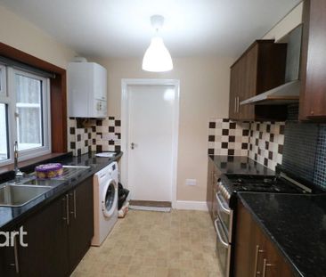 3 bedroom semi-detached house to rent - Photo 3