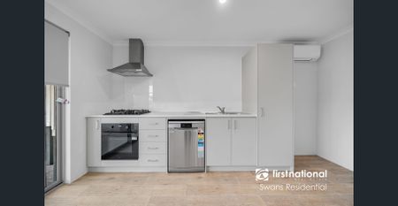 Stylish, Simple, and Ready for You - Brand New Dual Key! - Photo 5