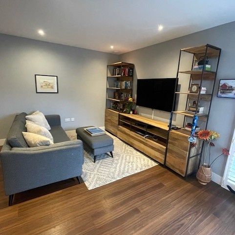 2 Bed Flat, Uk, SW15 - Photo 1