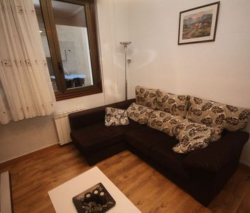 Alquiler de piso en Atxuri - Photo 3