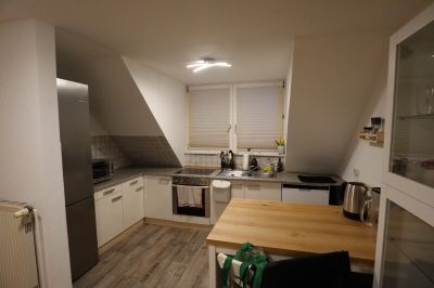 Familienfreundliche 4-Zimmer-Dachgeschosswohnung in Dibbesdorf - Foto 4