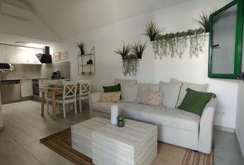 Maspalomas, Canary Islands 35100