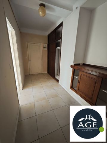 Location Appartement 1 pièce 41m² EPERNON 28230 - Photo 3