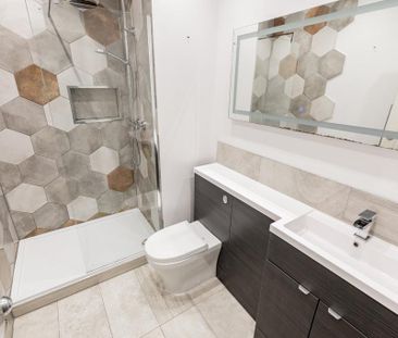 1 bedroom flat to rent - Photo 6