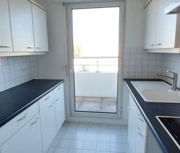 Location Appartement 3 pièces 73m² MARSEILLE 8ème - Photo 4