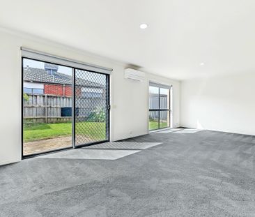 Light, Bright & Convenient Two-Bedroom Home - Photo 1